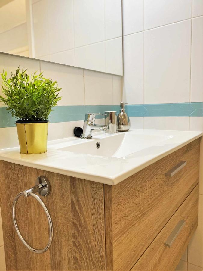 Blue Cristianos By Welcome Tenerife Los Cristianos  Ngoại thất bức ảnh