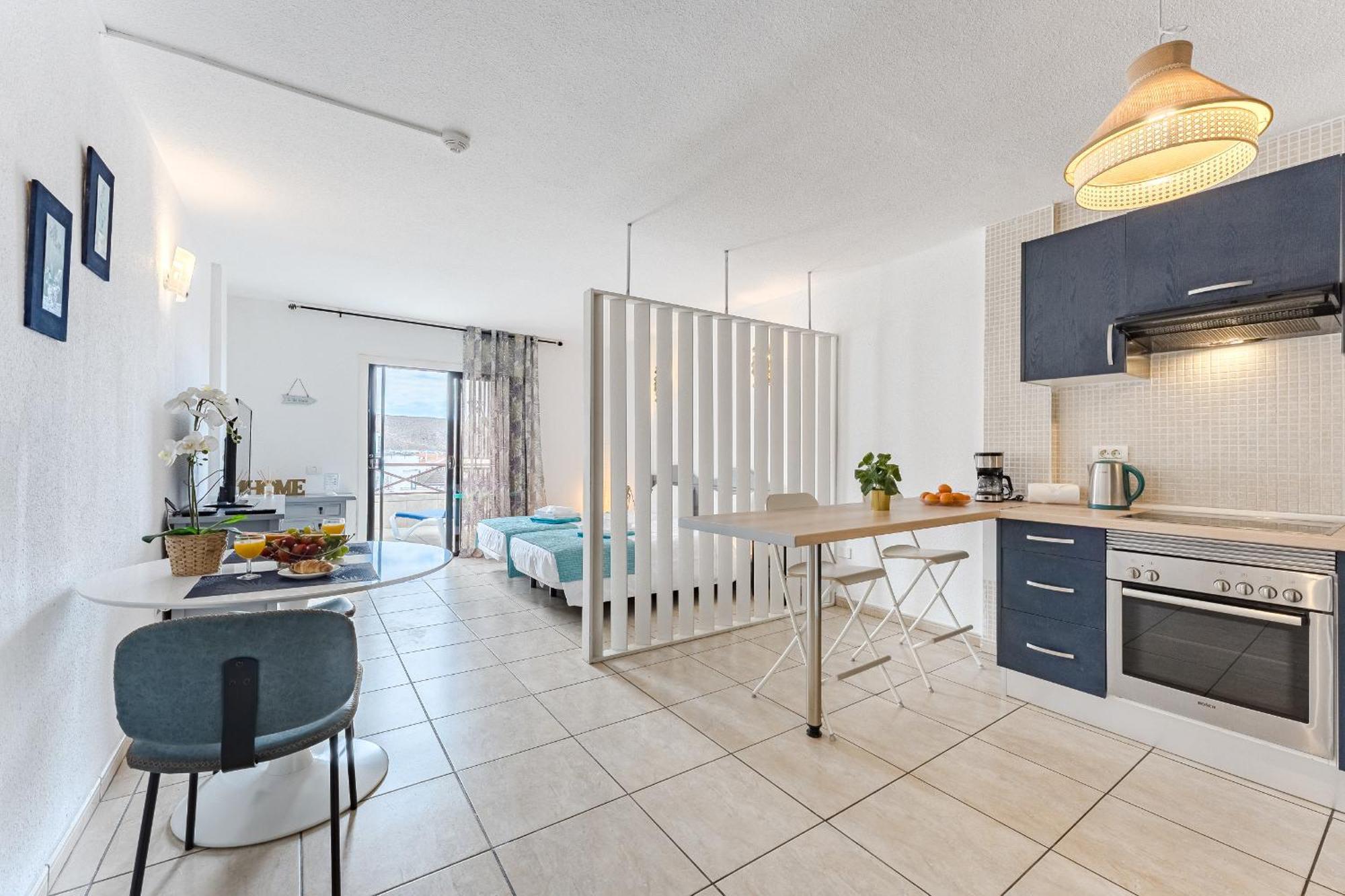 Blue Cristianos By Welcome Tenerife Los Cristianos  Ngoại thất bức ảnh